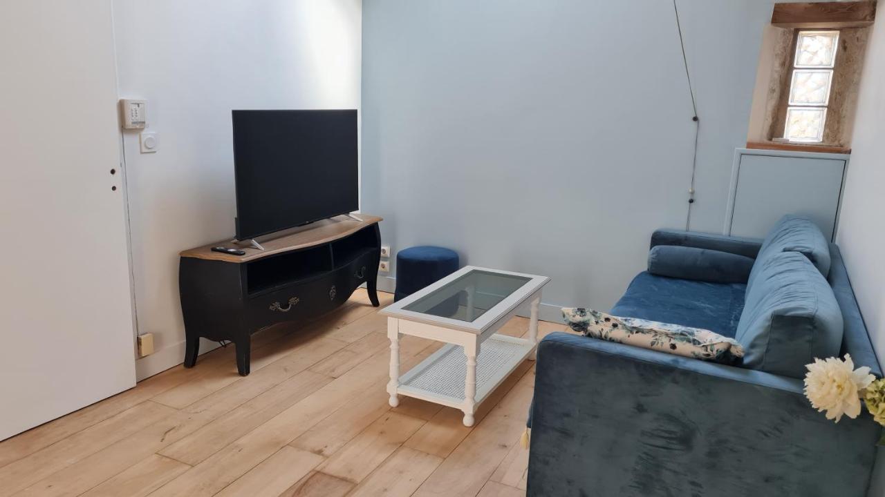 Belle Suite Dans Corps De Ferme - Logement Alicia Villiers-sous-Grez Εξωτερικό φωτογραφία